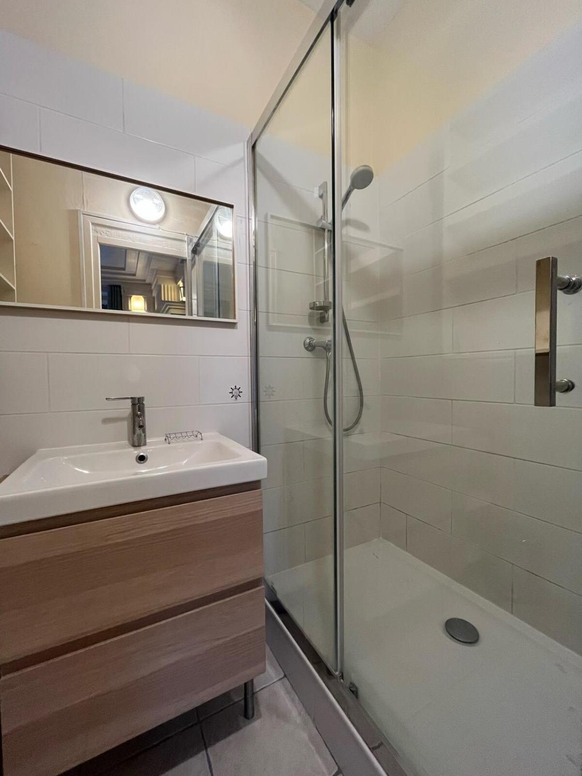 Chaponnay - Superb T2 Apartment - Lyon 3Rd Exteriör bild